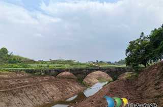 泸县喻寺镇新桥村惊现明代崇祯年间的养生洞石刻