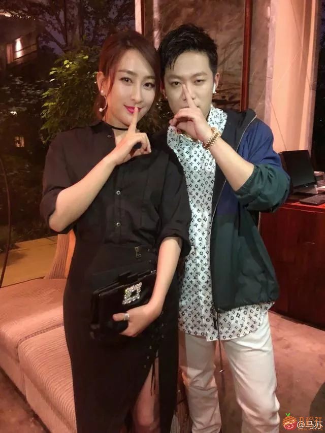 “李小璐夜会PGone”扯出个1400万公关费?王思聪和李小冉趟浑水?