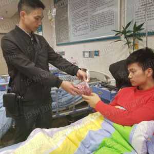 泸州21岁大学生患上白血病 哥哥配型成功将捐骨髓