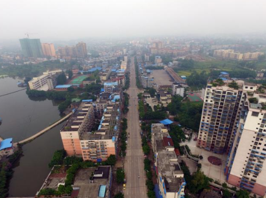 四川泸州泸县第一大镇，是全国重点镇之一，拥有延福寺景区