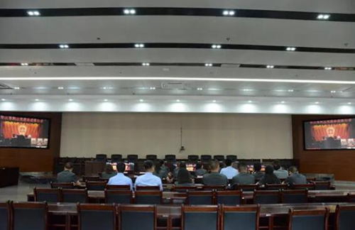 江阳法院组织干警参加学习李庆军同志先进事迹报告会