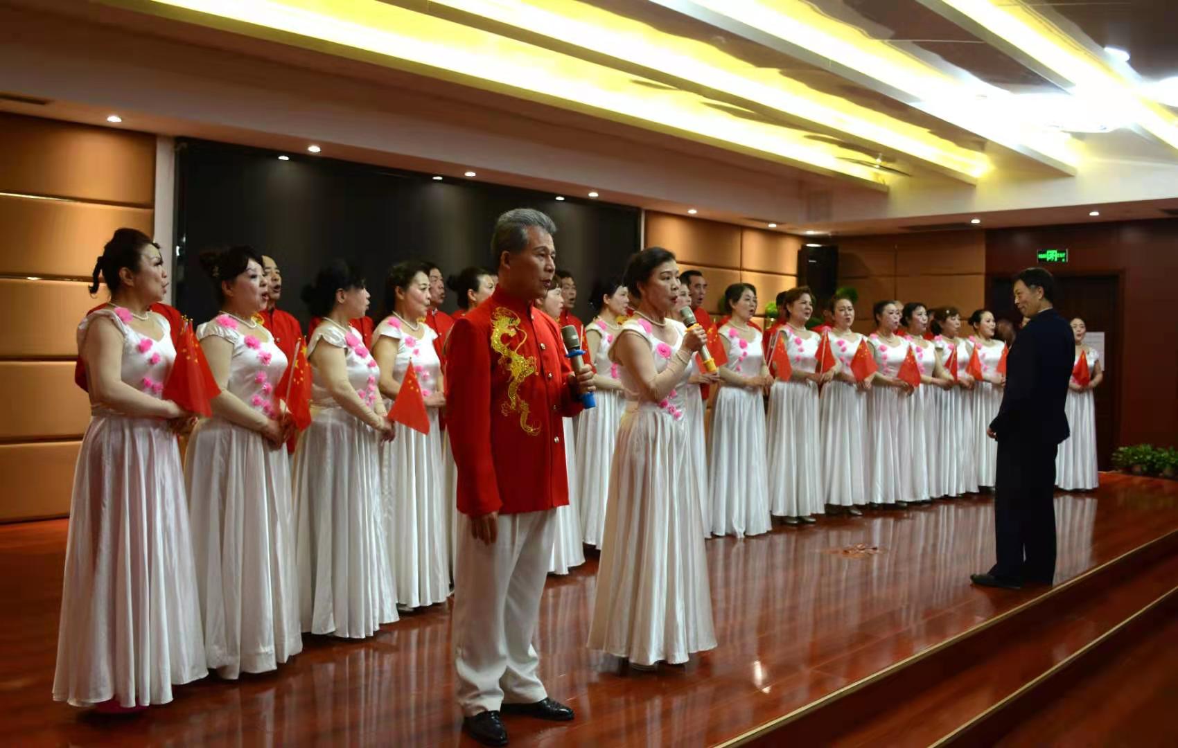 吟诗诵词 载歌载舞一泸州市举行2021年“江阳情 . 颂党恩”春天诗会