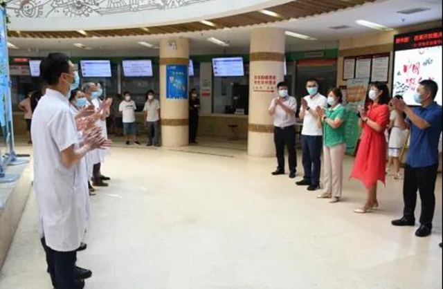 医师节|泸州市副市长马宗慧慰问市中医院医师代表