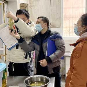 百和镇开展开学工作联合检查